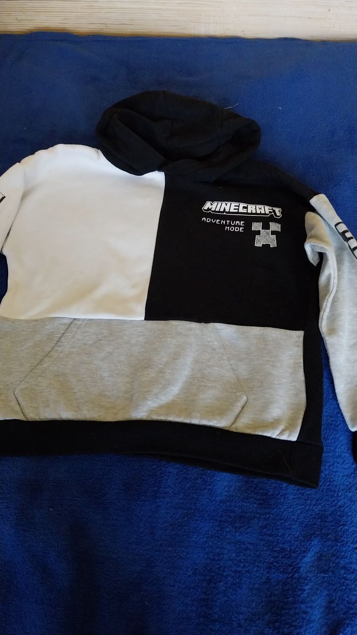 1 lot de 4 sweats garçon 8/9 ans - photo numéro 3