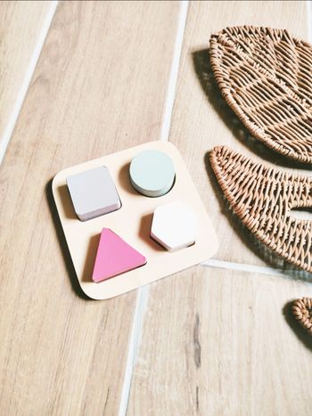 👶Petit Puzzle formes à encastrer en bois