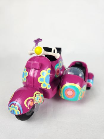 LPS Littlest Petshop Blythe Scooter Violet avec Sidecar 2010 Hasbro