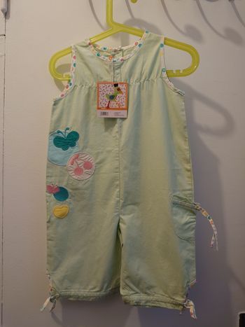 Une combinaison bébé fille Dpam original taille 23 mois neuf avec étiquette