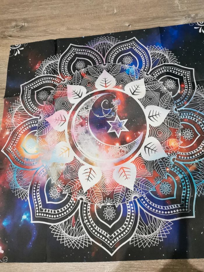 Nappe de tarot ou divinatoire lunes madala - photo numéro 2
