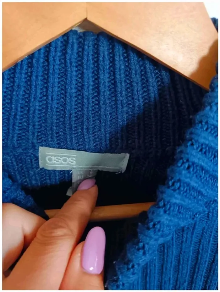 C28 pull marine Asos 34 - photo numéro 3