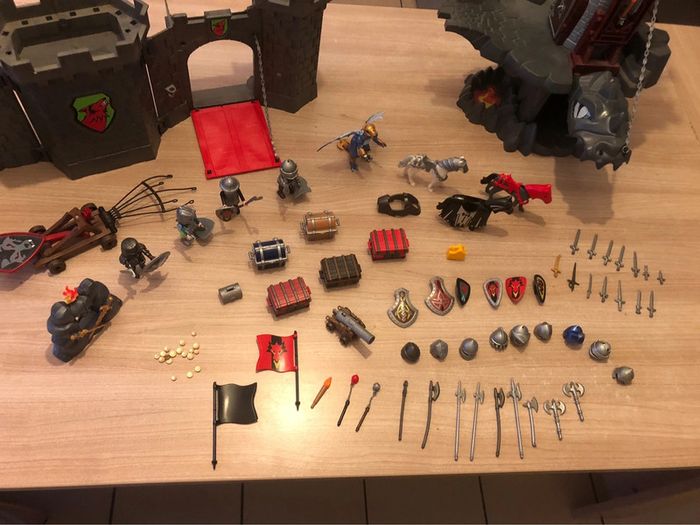 Lot château fort transportable + donjon dragon playmobil - photo numéro 4