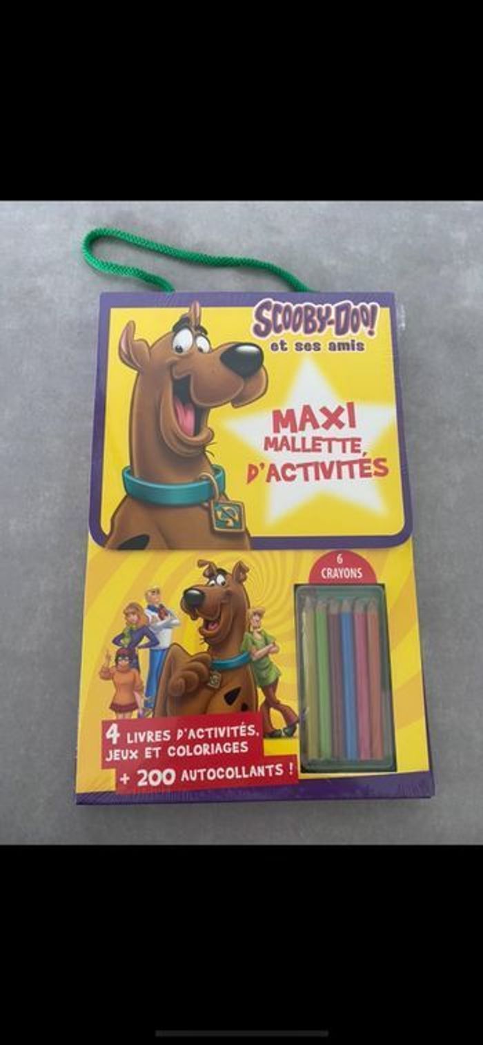Maxi malette activité Scooby Doo