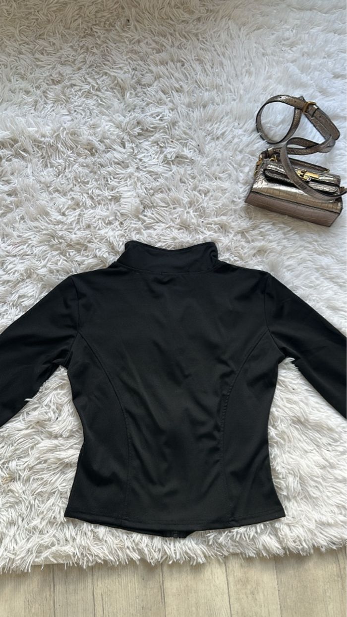 Veste alo yoga noir neuf - photo numéro 2