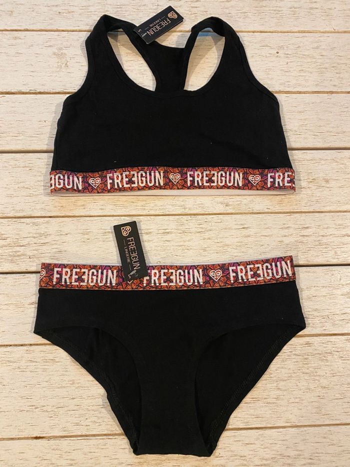 Ensemble lingerie Freegun brassière soutien-gorge + culotte femme T S ou fille ado 12/16 ans