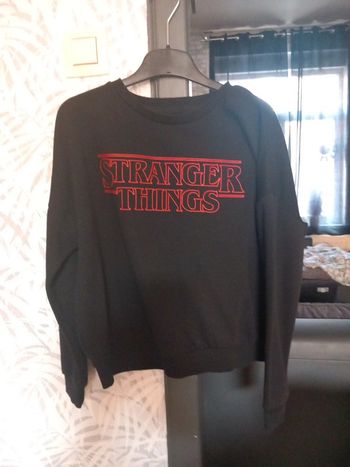 Pull taille 2xs Netflix stranger things primark