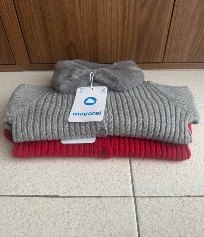 Lot gilets 2 ans Mayoral