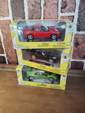 Lot de 3 véhicules métal, Pontiac, Lamborghini et Chevrolet