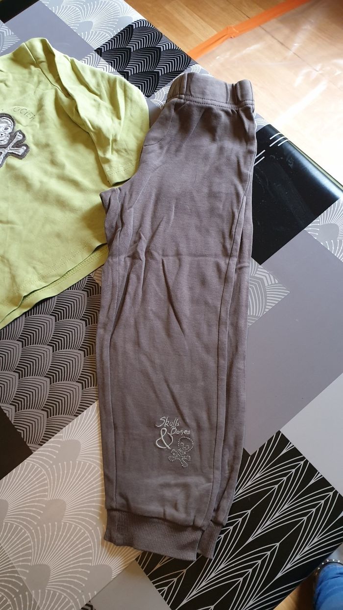 Pyjama deux pièces taille 3ans orchestra - photo numéro 3