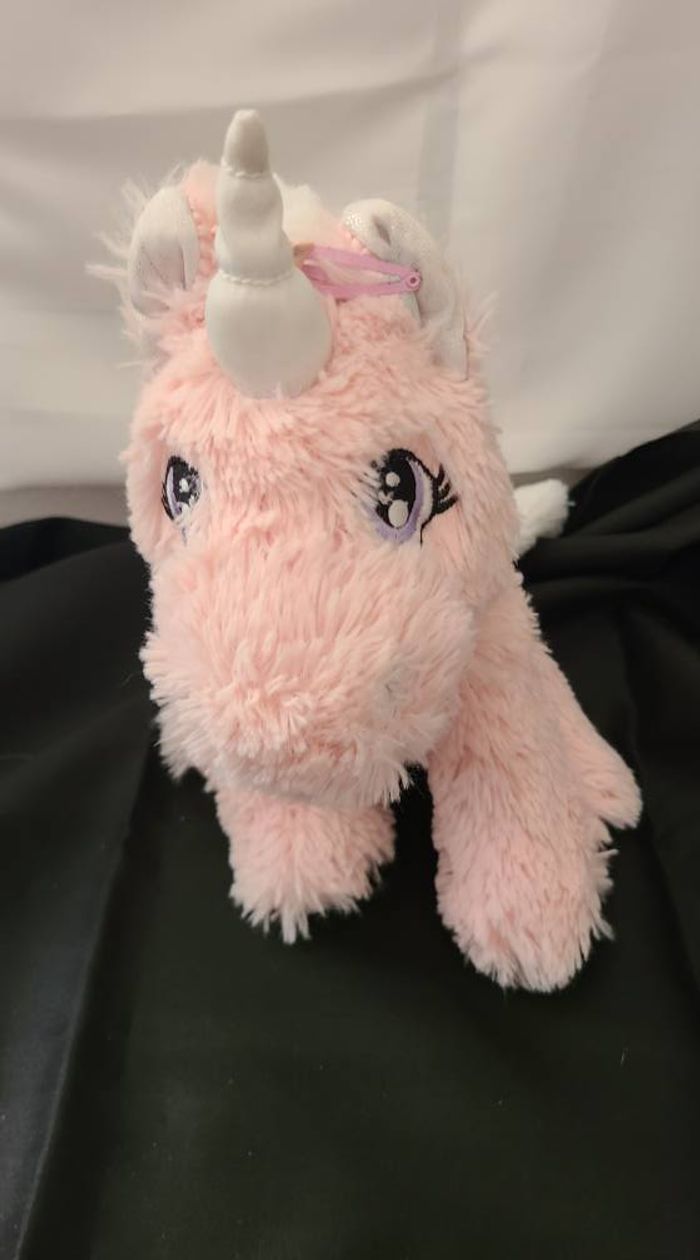 Peluche licorne PRIMARK rose blanc brillant assis - photo numéro 4