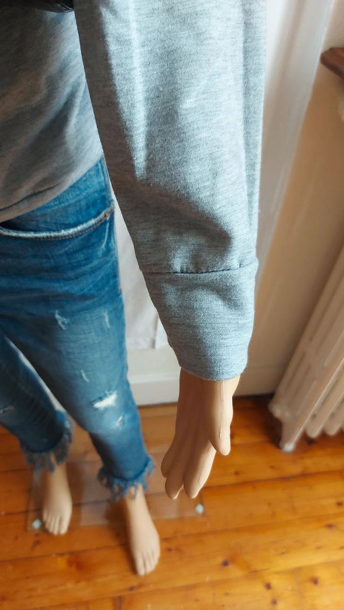 Pull gris- léger- col rond- motif uni/ I love LFM taille S/36 - photo numéro 4