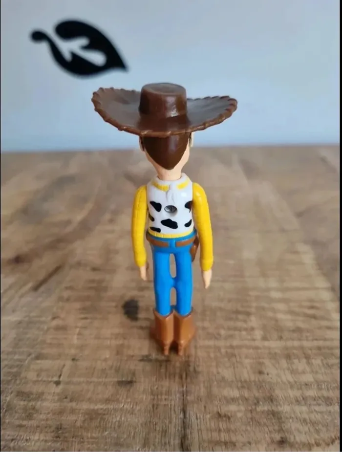 Figurine woody toy story bras articulé - photo numéro 2