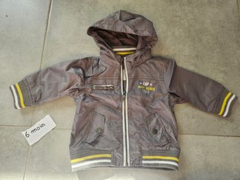 Veste à capuche grise bébé garçon 6 mois