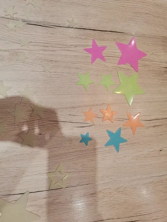 Coffret bonne nuit p'tit loup livre + phosphorescents - photo numéro 2