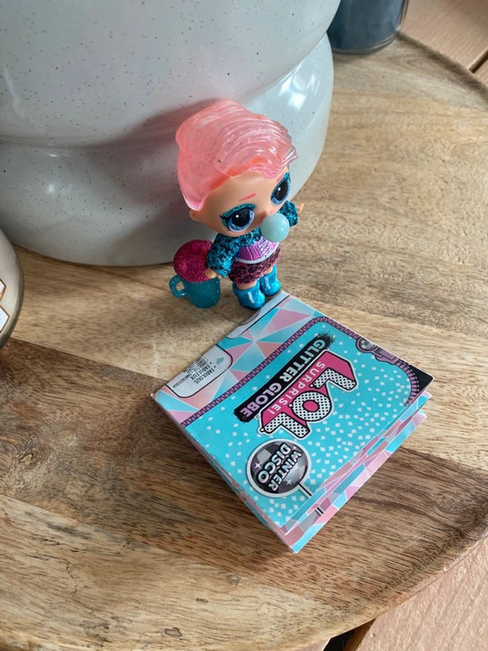Poupée lol - photo numéro 3