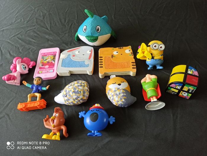 Lot de jouets