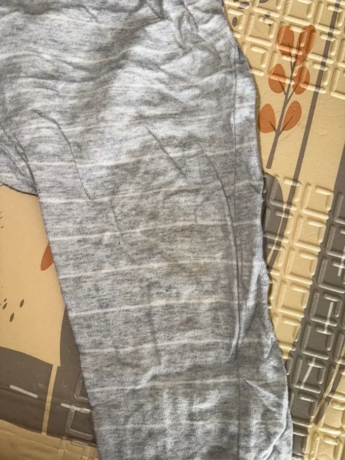 Lot de 5 pyjamas demi-saison 18 mois - photo numéro 6