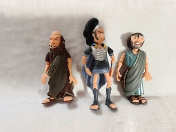 A saisir : lot figurines " Les romains" ( asterix aux Jeux olympiques ) Edition 2007