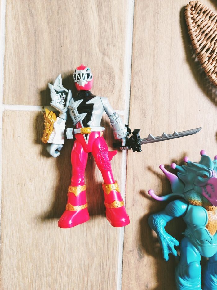 🙅 Power rangers dino fury battle attackers lot figurines ranger rouge et méchant - photo numéro 2