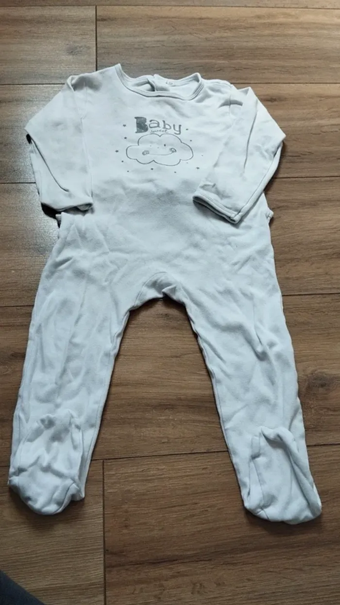 Lot pyjamas - photo numéro 8