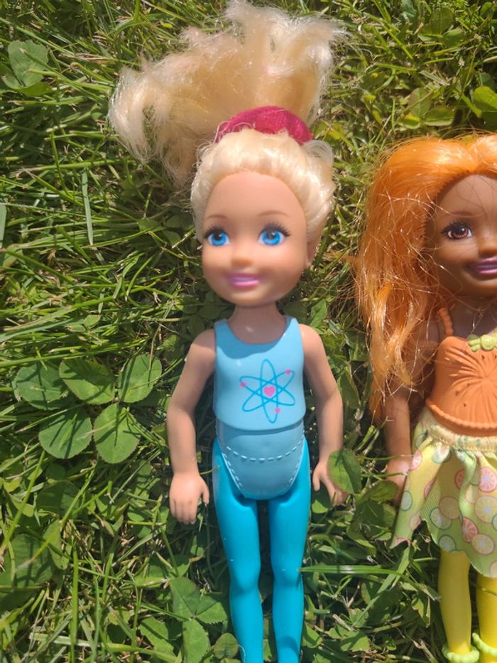 2 petite barbie - photo numéro 3