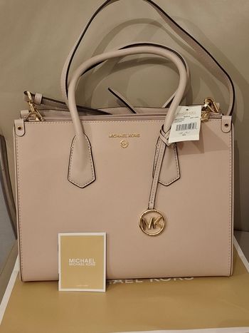 Sac à main Mickael Kors nouveau Rose