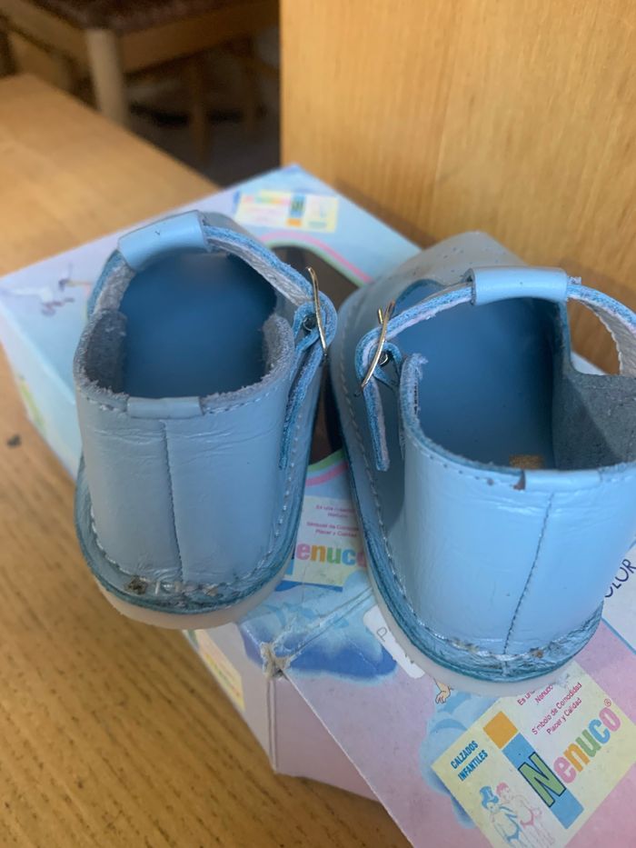 Chaussures de bébé - photo numéro 2