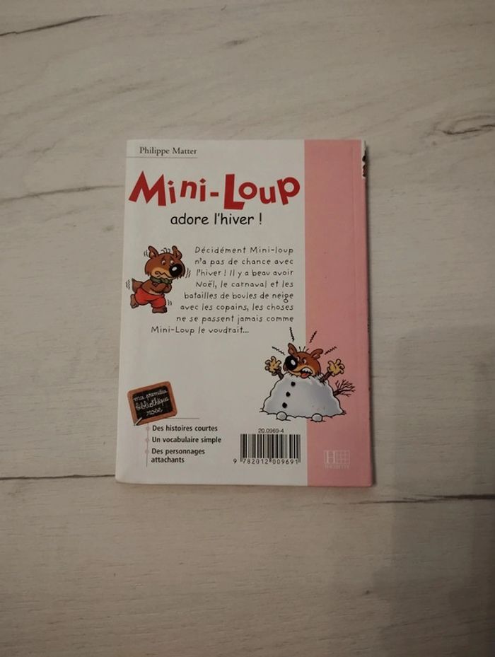Mini-Loup adore l'hiver - photo numéro 2