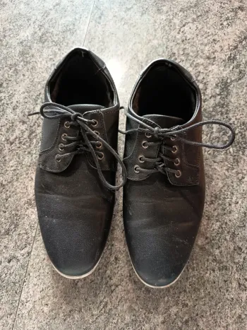 Chaussures habillées pointure 37
