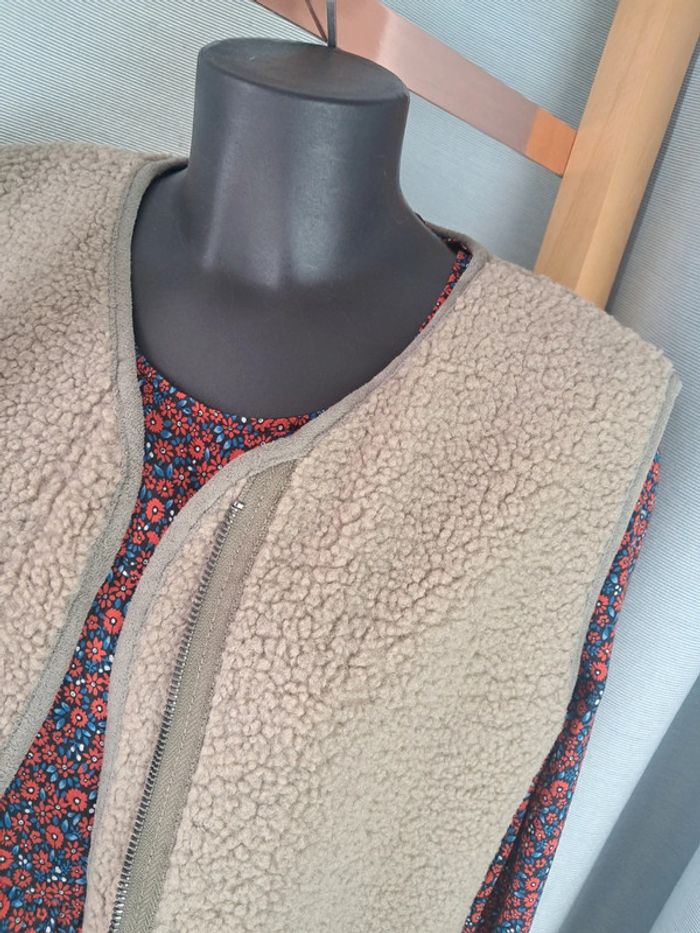 Adoré Paris gilet zip sans manches mouton synthétique 38/40 - photo numéro 4