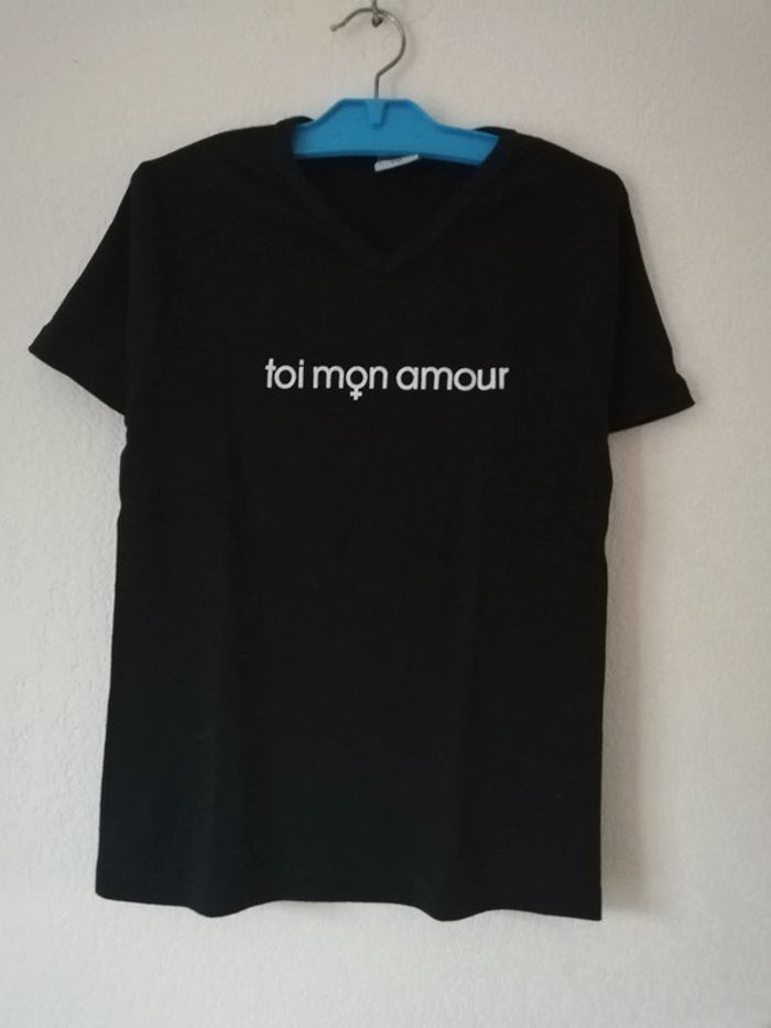 Tee-shirt manches courtes noir "toi mon amour". T. U.