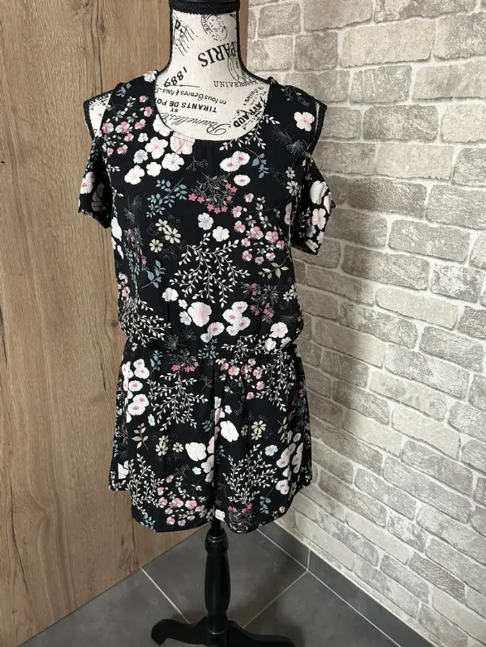 Combinaison short taille M - photo numéro 2