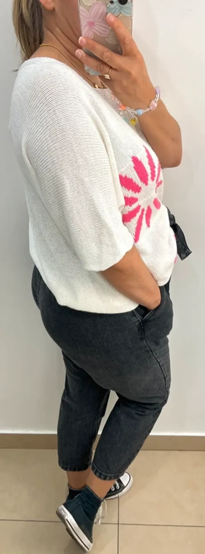 Pull large avec fleurs - photo numéro 6