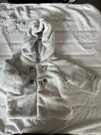 Manteau tout doux 6 mois