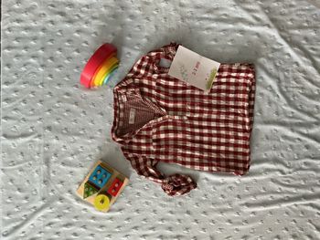 robe manches longues à carreaux bordeaux et blanc zara 2/3 ans