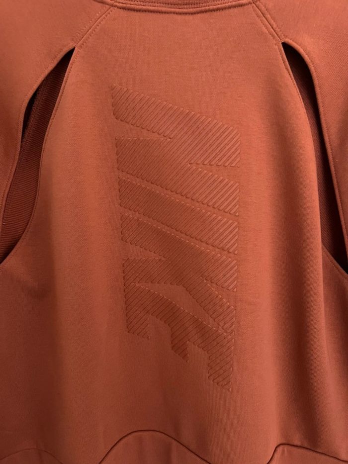 Sweat Nike L neuf - photo numéro 5