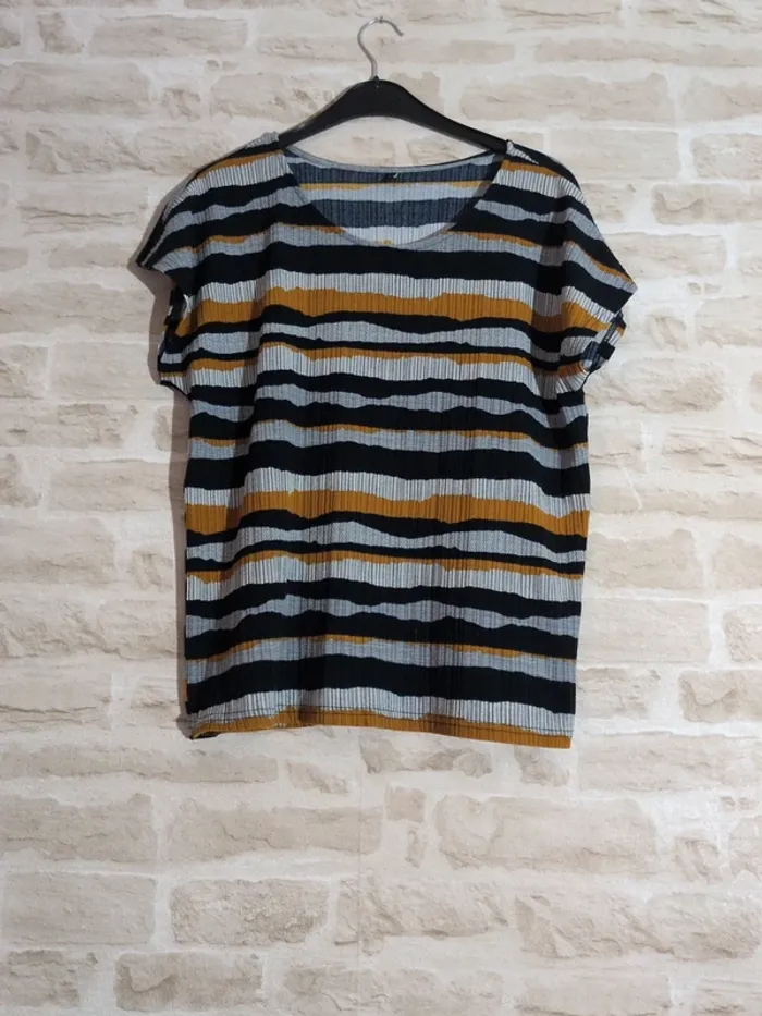 Lot de 2 T-shirts colorés – Femme – Taille L - photo numéro 3