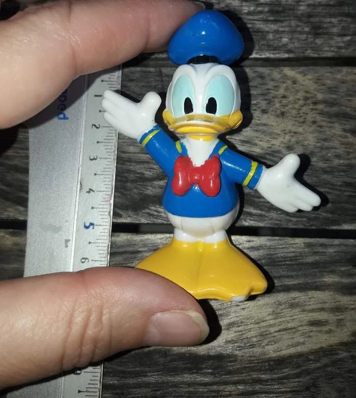 donald figurine