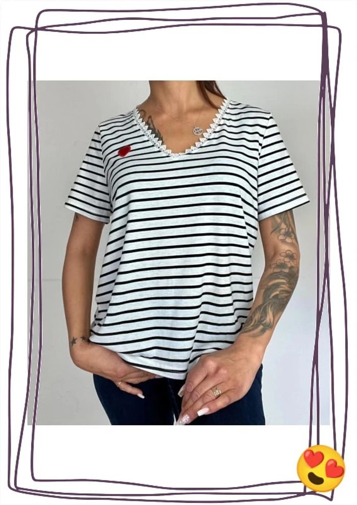 T-shirt rayé cœur rouge sur le cœur , col V dentelle taille L - SHEIN - photo numéro 2