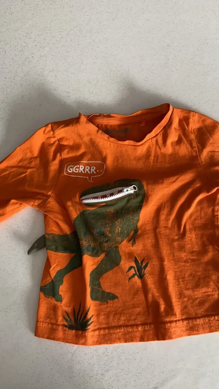 Tee-shirts 3 ans - photo numéro 2