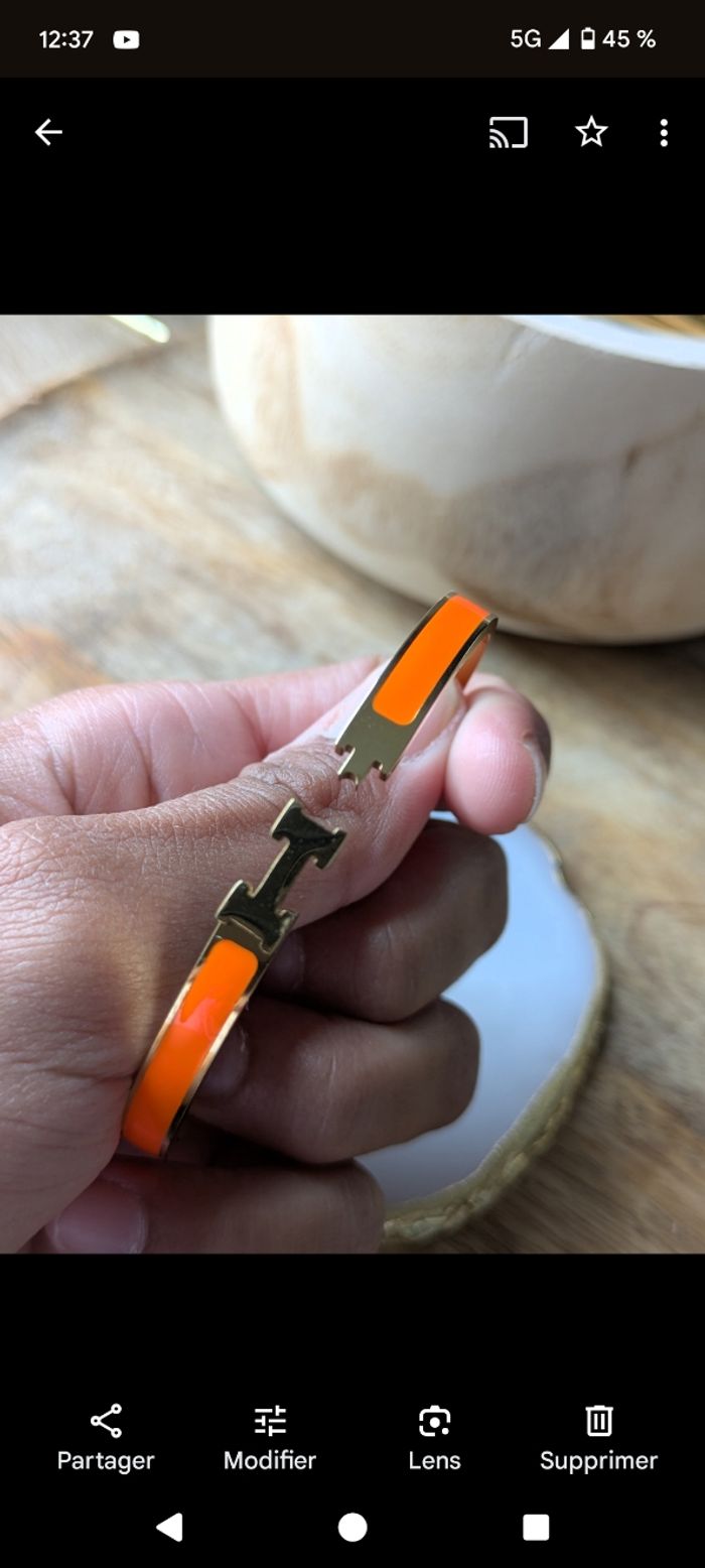 Bracelet tendance H en acier inoxydable - photo numéro 3