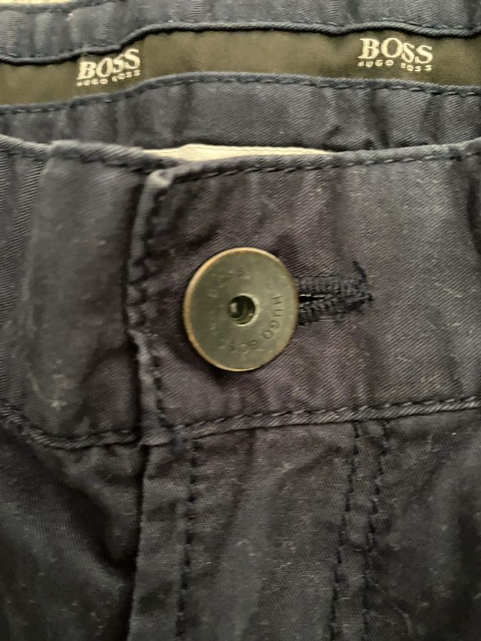 Short long bleu Hugo Boss - 10 ans - photo numéro 4