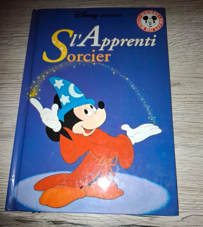 Livre Mickey club