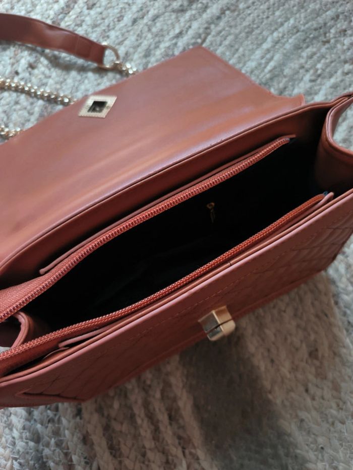 Sac à main neuf marron & doré – chic et pratique ! - photo numéro 2