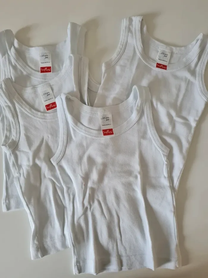 Lot de 5 débardeurs blancs