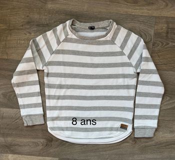 Pull taille 8 ans Kiabi