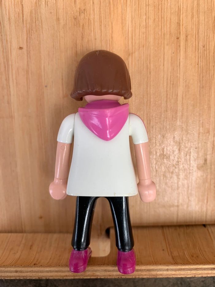 Femme playmobil - photo numéro 2