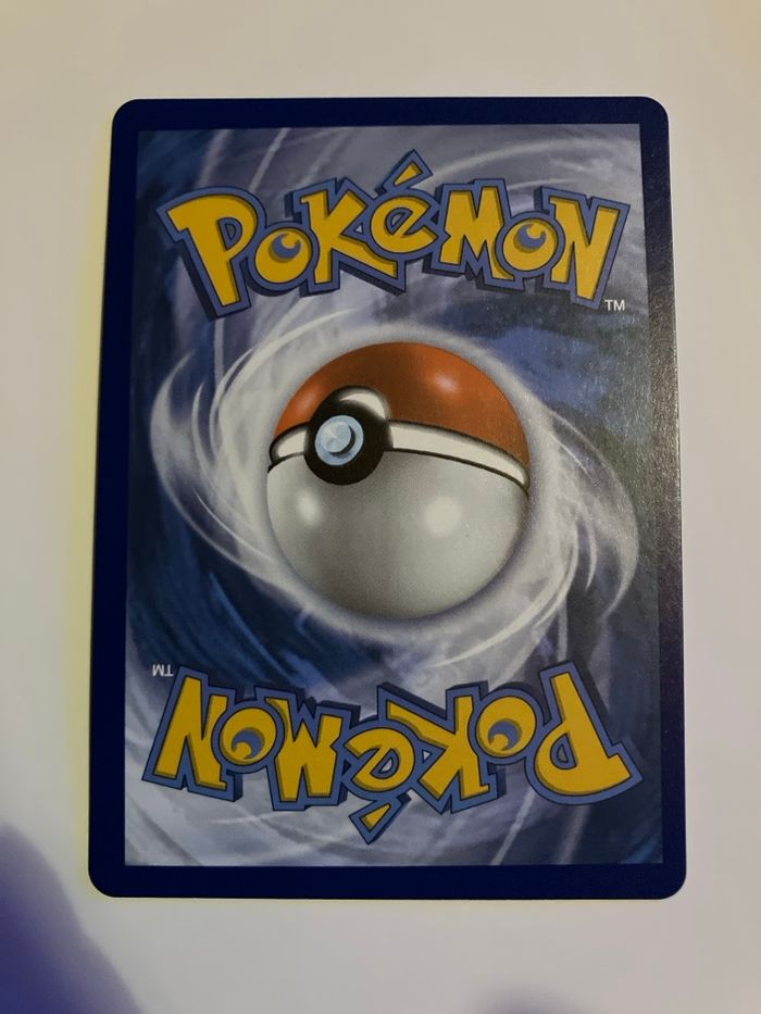 Carte pokemon Voltali V full art - photo numéro 2