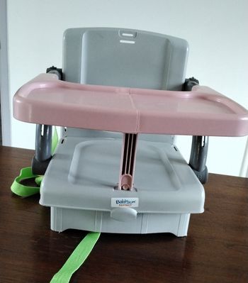 Réhausseur  de  chaises  évolutif  ,démontable  et  repliable  ,gris  et  rose  ,BabySen 